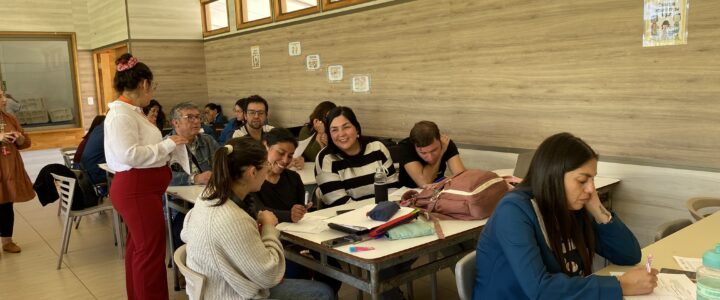 Más de 30 docentes del Colegio Charles Darwin participan en encuentro sobre Convivencia Escolar del programa A Convivir se Aprende