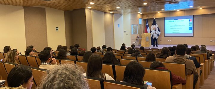 Red de Convivencia Escolar reúne a establecimientos de Valparaíso para fortalecer el lazo familia-escuela